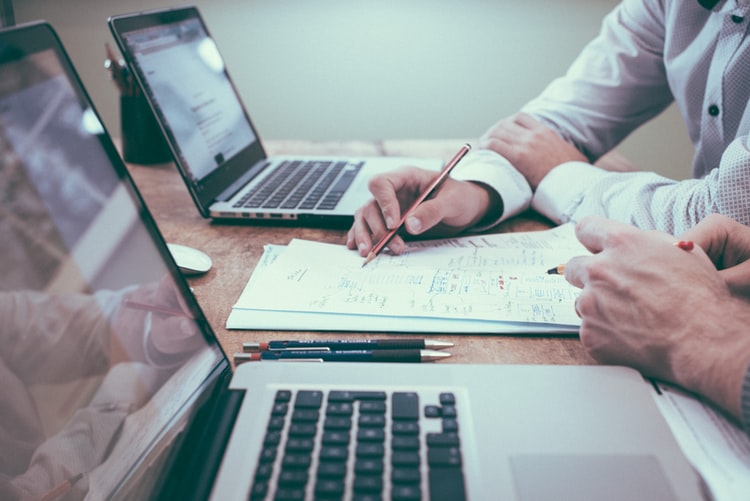 7 Business Goals To Aim For This Year